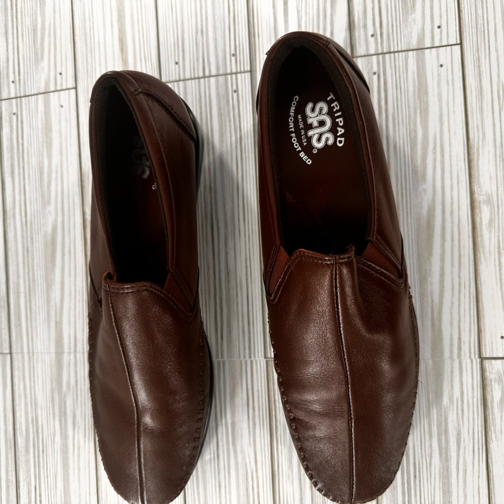 SAS Dream Brown‎ Leather Wedge Women's size 10N  Comfort Footbed Slip On Shoes